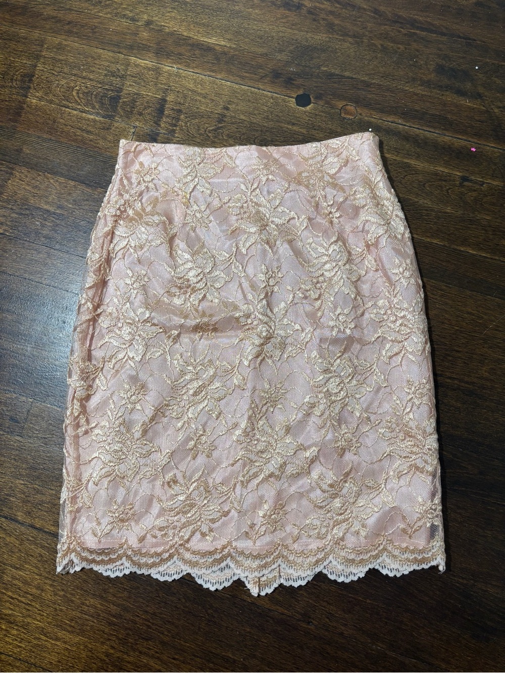 Moda Floral Lace Pencil Skirt - Blush Pink and Gold